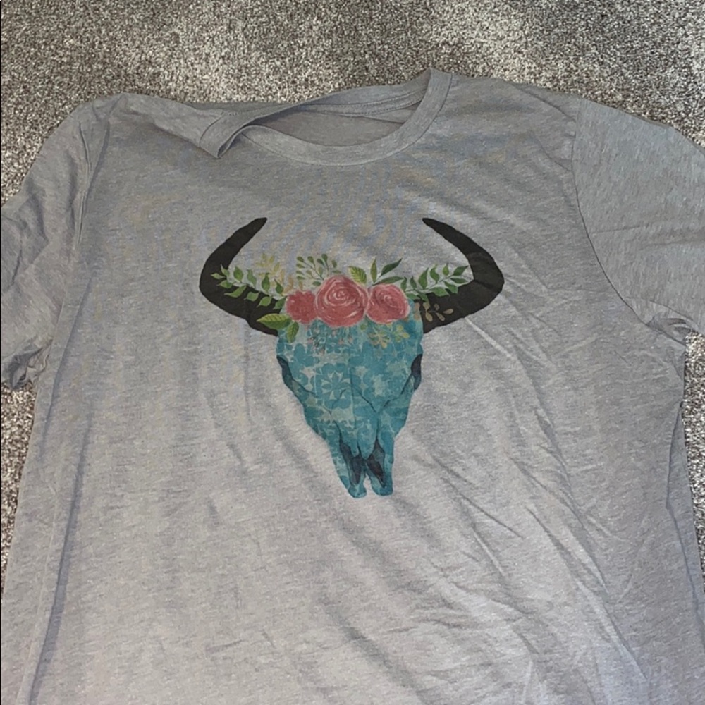 Statement T-shirt